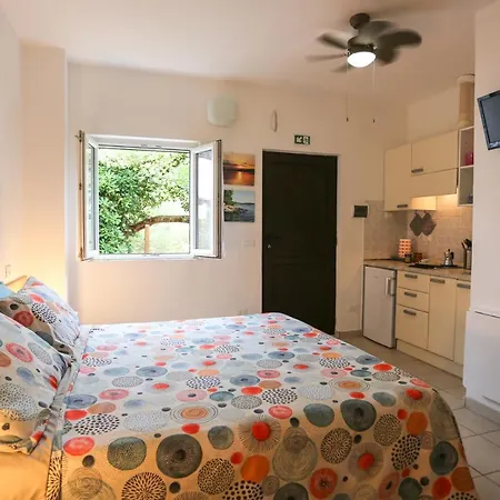 Lejlighed Eugenio Turizam Soline (Dalmatia)