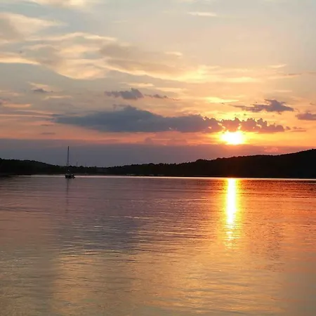 Eugenio Turizam * Soline (Dalmatia)