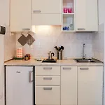 Eugenio Turizam Apartman *