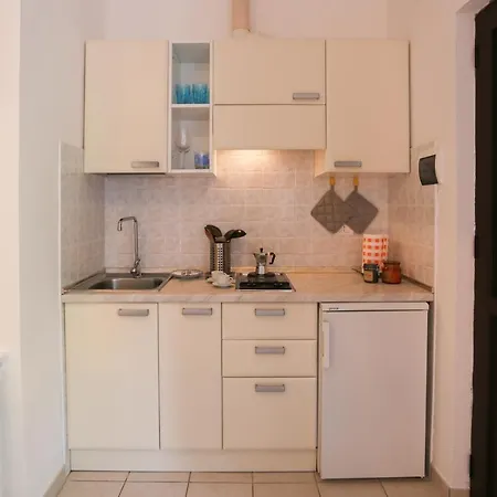 Eugenio Turizam Apartman Soline (Dalmatia)