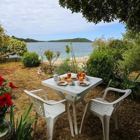 Eugenio Turizam Lägenhet *